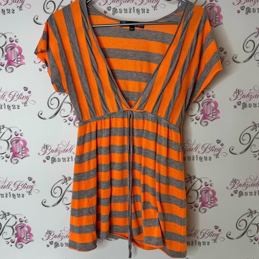 Lagaci sport Orange and Gray Striped V-Neck Top ribbon bow tie up